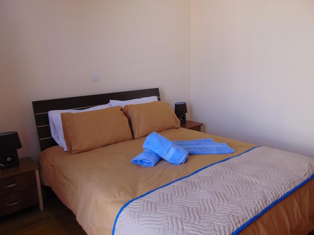 Ithaki Phinikoudes Apartment No. 205 Larnaca Pokój zdjęcie